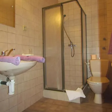 Venec Hotel 3*